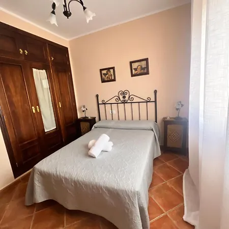 Holiday home Cortijo Frailes